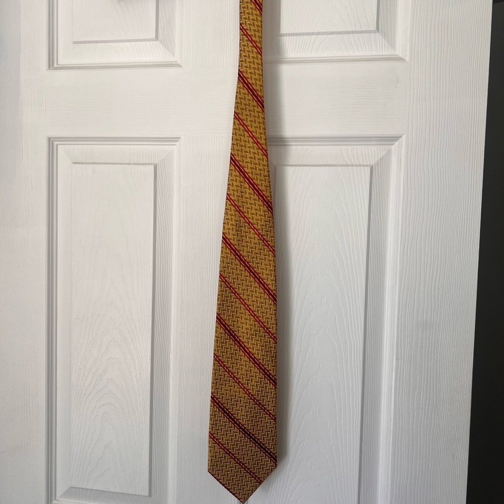 Daniel Cremieux Gold and Red Striped Tie